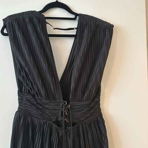 Sabina Musayev Never worn pleated dress. Black. - Picture 8 of 13